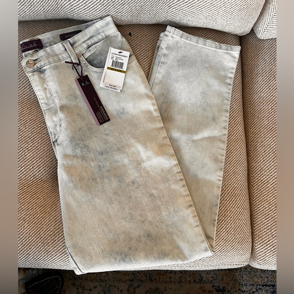 NWT Gloria Vanderbilt - The Amanda - 14 Short